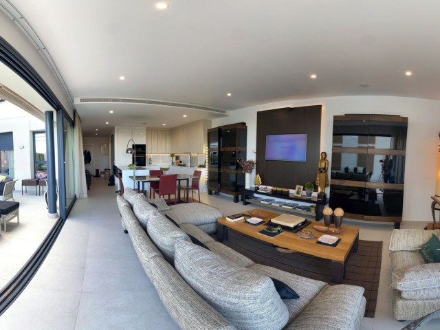 3 Bedrooms Townhouse in Casares Playa