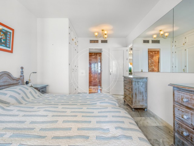 3 Bedrooms Apartment in Estepona