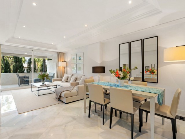 2 Bedrooms Apartment in Marbella