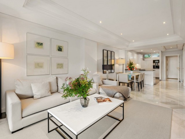 2 Bedrooms Apartment in Marbella