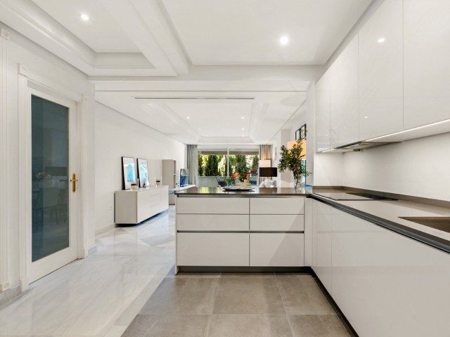 2 Bedrooms Apartment in Marbella