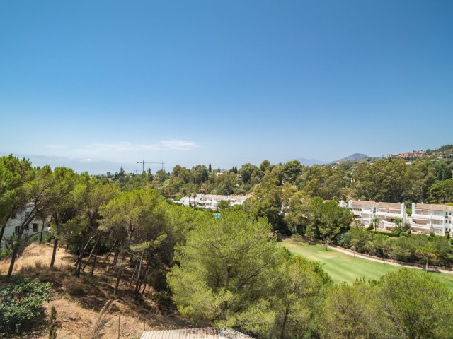 Apartamento con 3 Dormitorios  en La Quinta