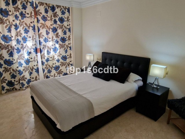 3 Bedrooms Apartment in Benahavís