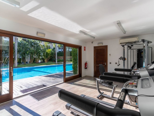 2 Schlafzimmer Apartment in Estepona