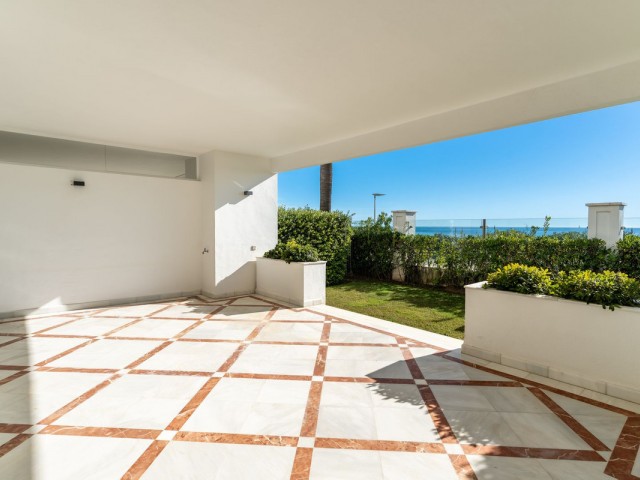 2 Bedrooms Apartment in Estepona