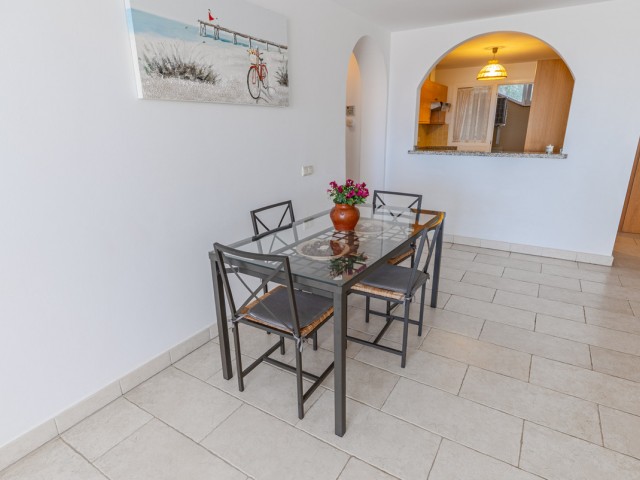 2 Bedrooms Apartment in Benahavís