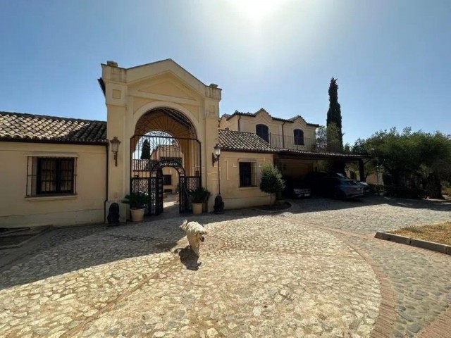 Villa La Mairena - R4799740
