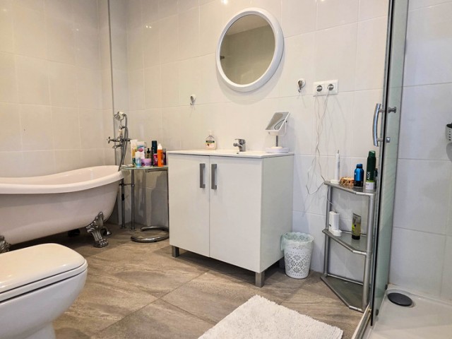 5 Makuuhuoneen Huvila La Duquesa