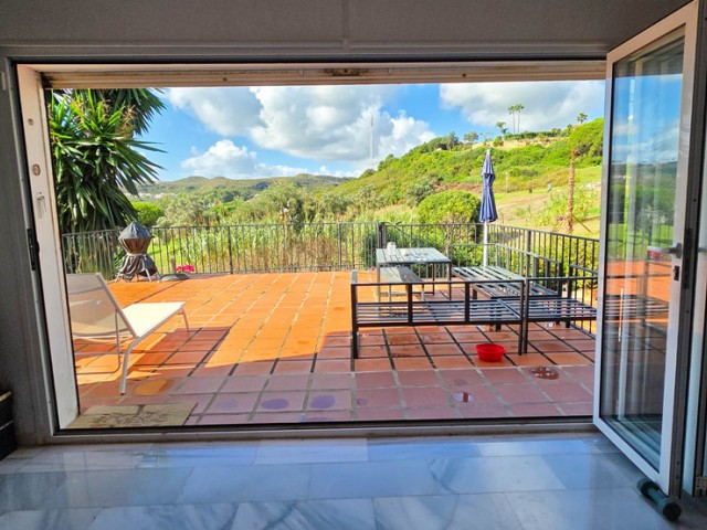 Villa con 5 Dormitorios  en La Duquesa