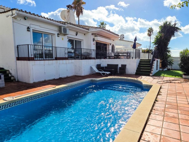 5 Bedrooms Villa in La Duquesa