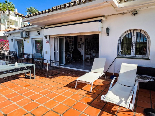5 Bedrooms Villa in La Duquesa