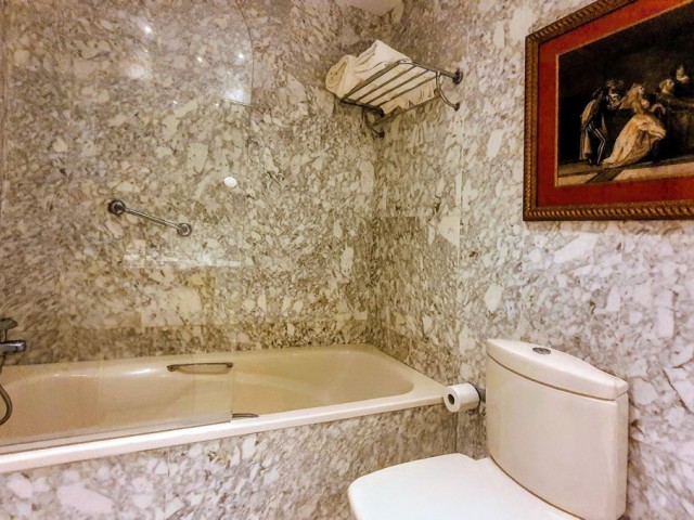 2 Bedrooms Apartment in Puerto Banús