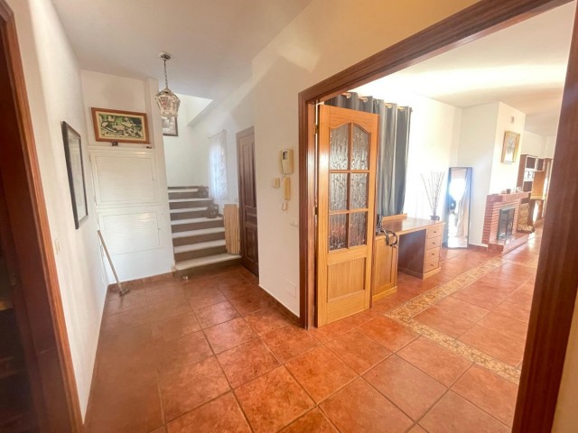 7 Bedrooms Villa in Benalmadena