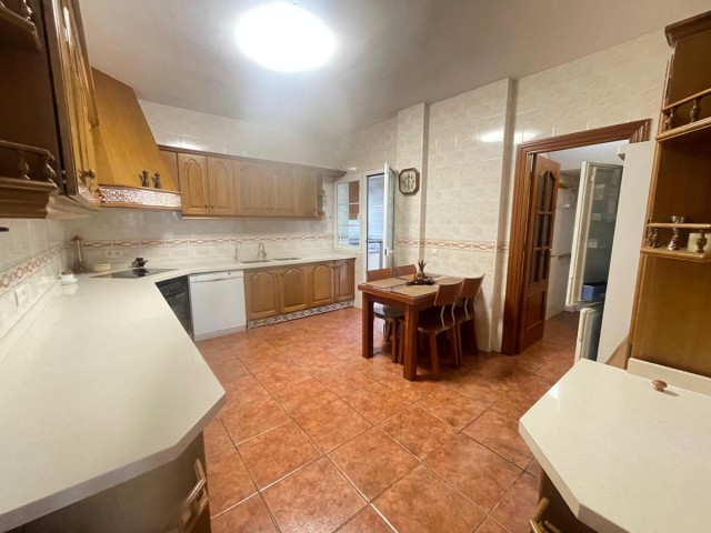 7 Bedrooms Villa in Benalmadena