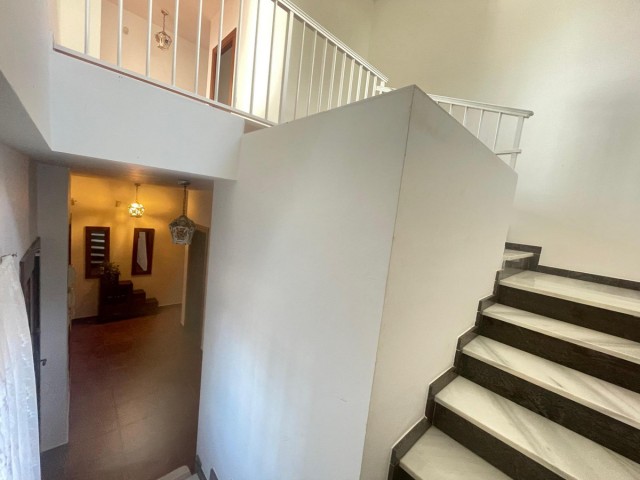 7 Bedrooms Villa in Benalmadena