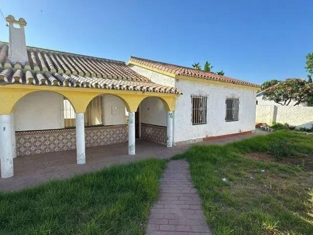 4 Bedrooms Villa in Málaga