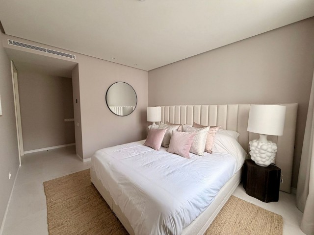 Apartamento con 2 Dormitorios  en Ojén