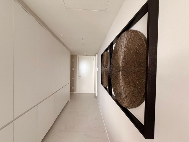 Apartamento con 2 Dormitorios  en Ojén