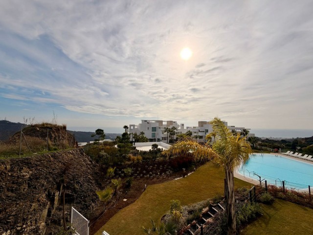 Apartamento con 2 Dormitorios  en Ojén