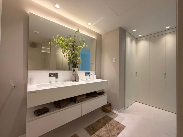 2 Bedrooms Apartment in Ojén