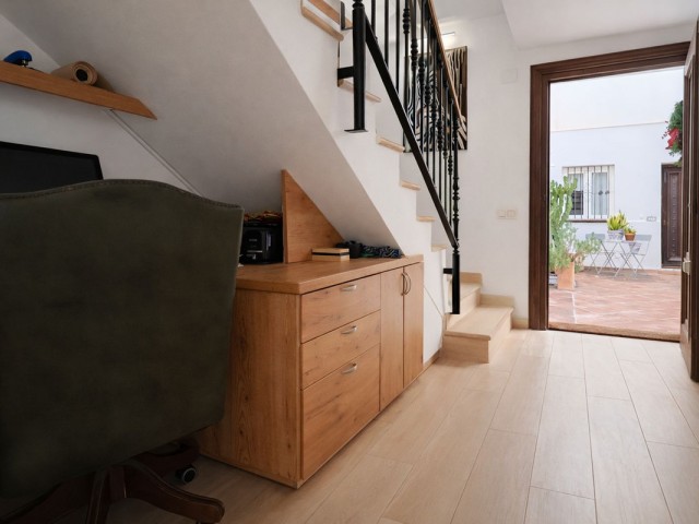 Maison mitoyenne avec 3 Chambres  à La Heredia