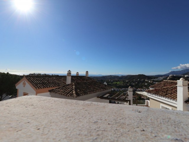Maison mitoyenne avec 3 Chambres  à La Heredia