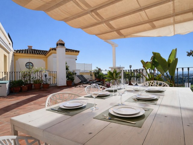 Maison mitoyenne avec 3 Chambres  à La Heredia