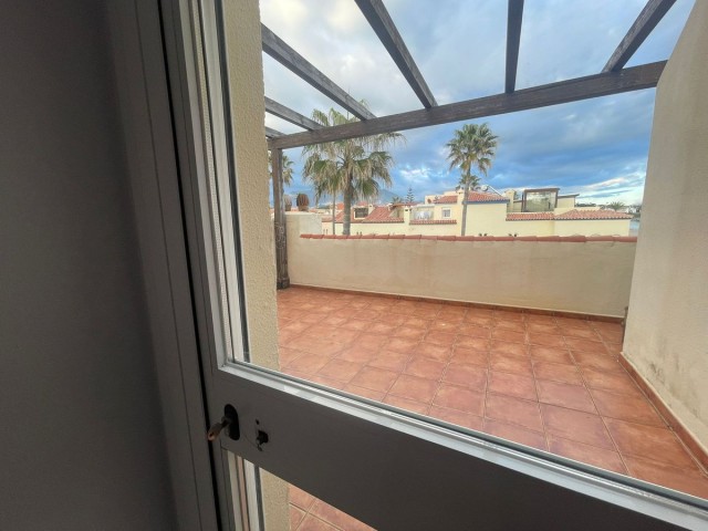 4 Bedrooms Townhouse in Casares