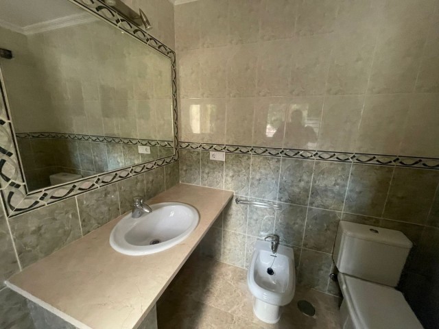 4 Bedrooms Townhouse in Casares