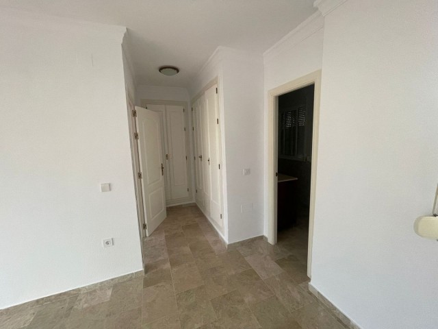 4 Bedrooms Townhouse in Casares