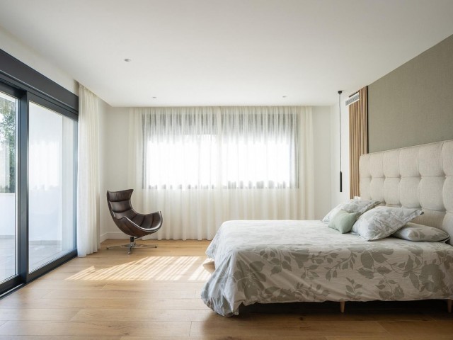 5 Bedrooms Villa in Benalmadena Costa