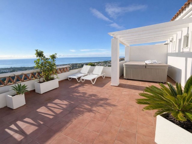 Kattohuoneisto Calahonda