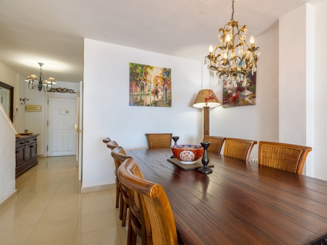 4 Bedrooms Townhouse in Estepona