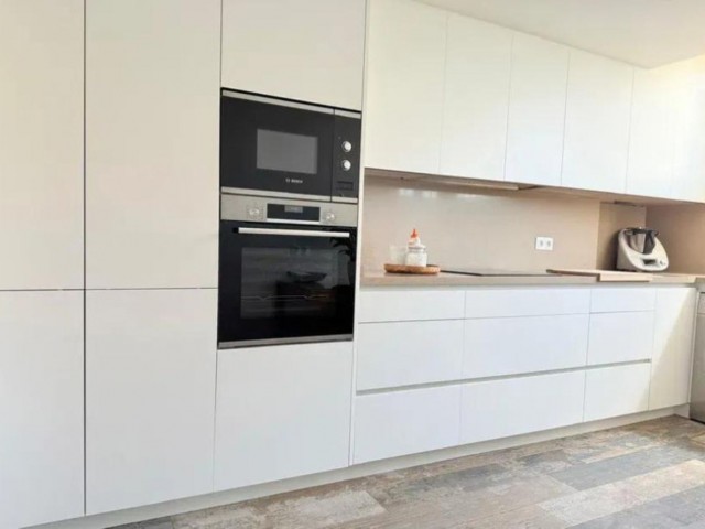 4 Bedrooms Townhouse in Marbella