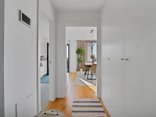 Ático con 4 Dormitorios  en Málaga