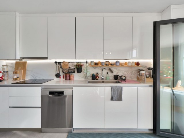 Ático con 4 Dormitorios  en Málaga