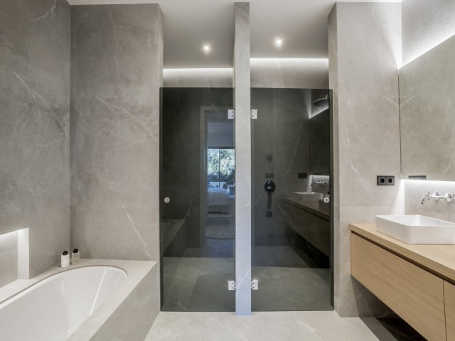 3 Bedrooms Apartment in Sierra Blanca