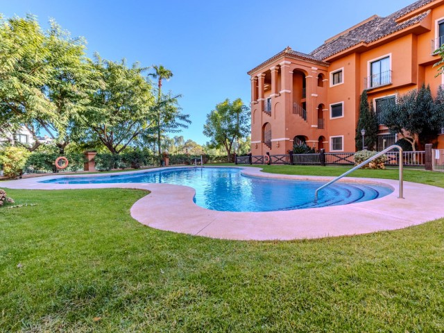 Leilighet, Monte Halcones, R5254024