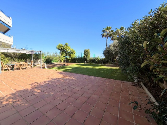3 Bedrooms Apartment in San Luis de Sabinillas