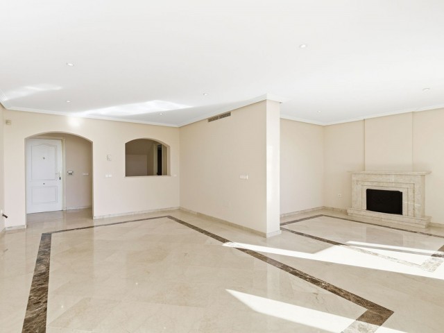 4 Bedrooms Apartment in Los Arqueros