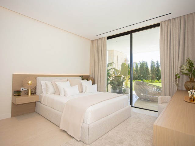 Villa con 6 Dormitorios  en Los Monteros