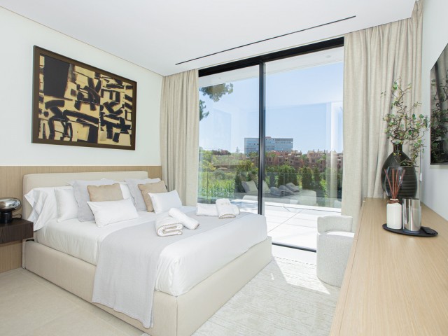 6 Soveroms Villa i Los Monteros