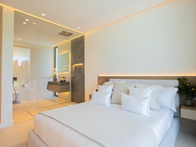 6 Soveroms Villa i Los Monteros