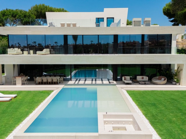 6 Slaapkamer Villa in Los Monteros