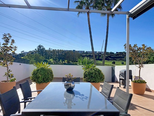 2 Bedrooms Townhouse in Estepona