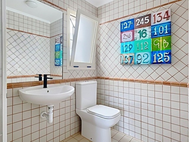 2 Bedrooms Townhouse in Estepona