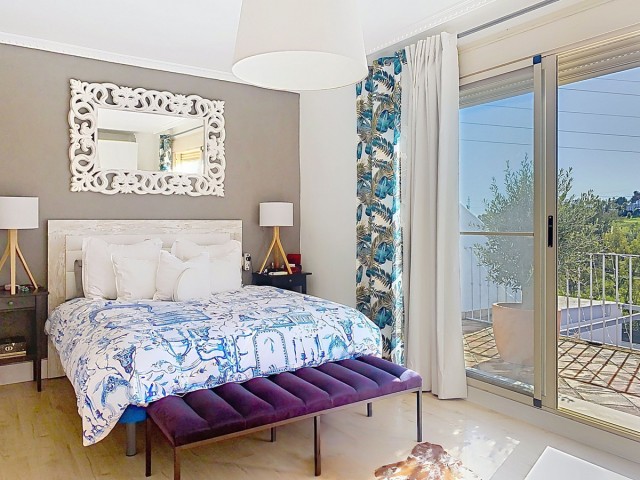 2 Bedrooms Townhouse in Estepona