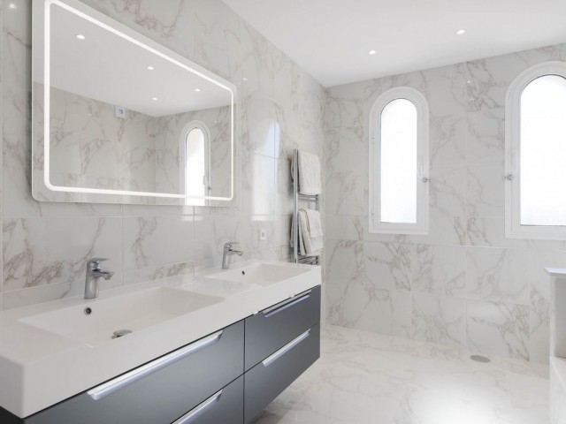 4 Sovrums Villa i Mijas