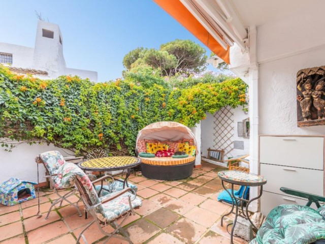 2 Slaapkamer Rijtjeshuis in Casares Playa