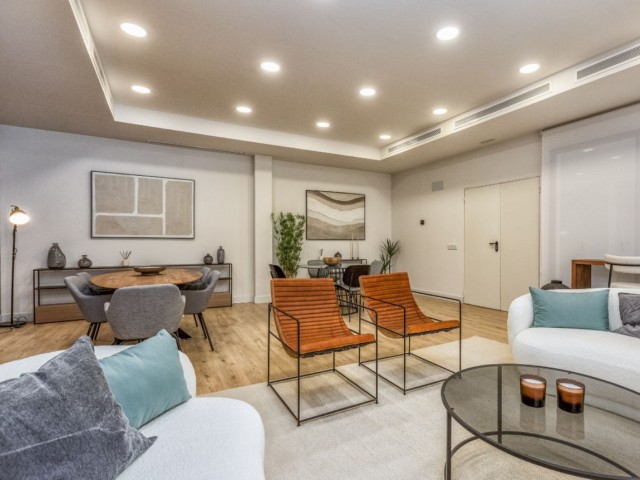 2 Bedrooms Apartment in Fuengirola